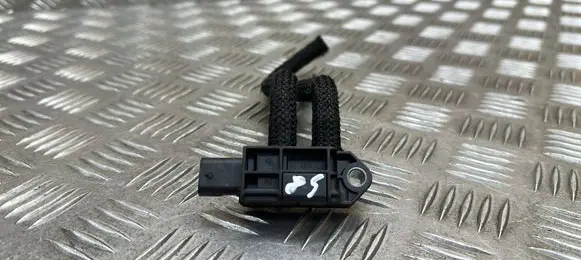 Audi A3 8Y Exhaust gas pressure sensor 05E906051P 296571757