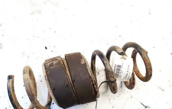 Audi A6 S6 C4 4A Rear coil spring