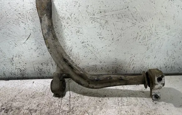 Citroen C5 Front lower control arm/wishbone