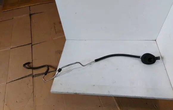 Mercedes-Benz E W212 Coolant pipe/hose 