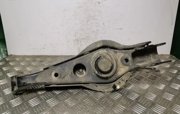KIA Sorento Rear control arm
