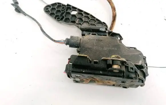 Seat Leon (1M) Rear door lock