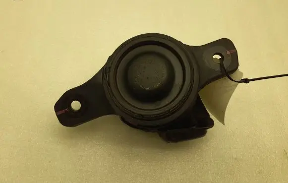 Subaru Legacy Engine mount bracket 41022AG121