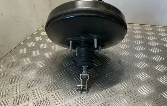 Toyota Avensis T270 Brake booster 0204054177 4720005240
