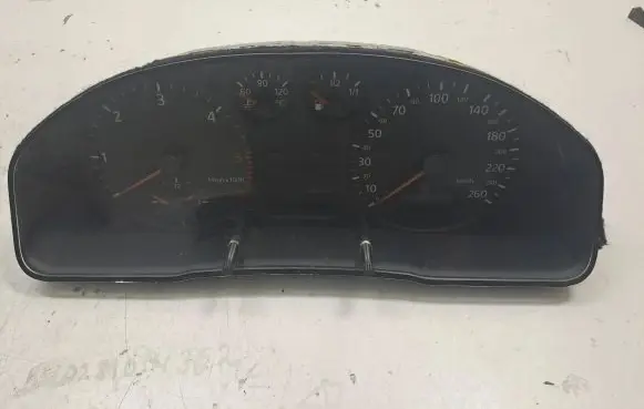 Audi A4 S4 B5 8D Speedometer (instrument cluster) 8D0919861A 861A