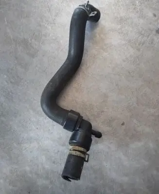 Renault Captur Engine coolant pipe/hose 924105644R