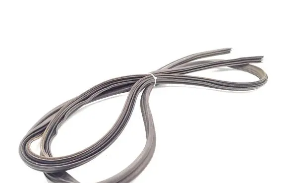 Nissan Qashqai Seal rubber (tailgate) 