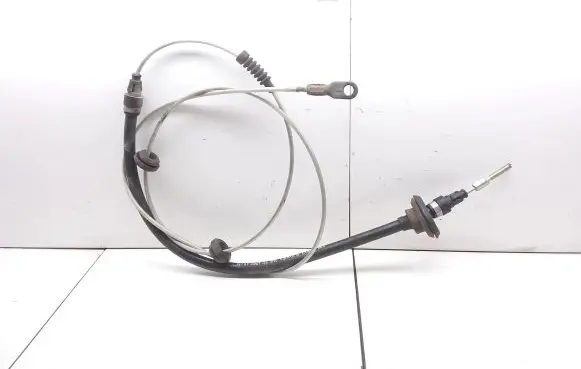 Handbrake/parking brake wiring cable