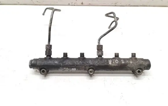 Volvo V70 Fuel main line pipe 0445215010 003038L 8658252