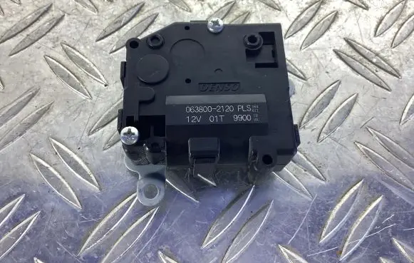 Lexus RC Air flap motor/actuator 0638002120