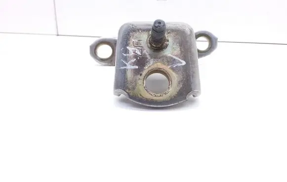 Nissan X-Trail T30 Rear door upper hinge