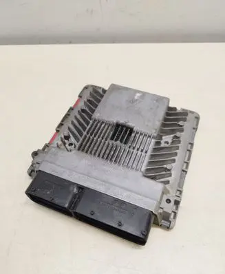 Audi A6 C7 Engine control unit/module 4G0907551D