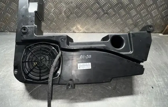 Audi A4 S4 B8 8K Subwoofer speaker 8T8035382 1000143001