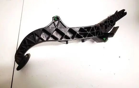Toyota Auris 150 Clutch pedal 