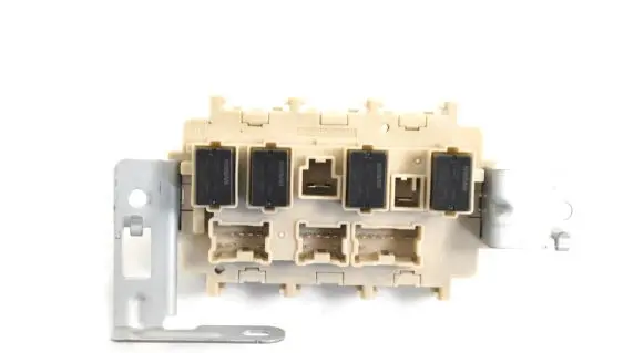 Nissan X-Trail T32 Fuse box set 4CL0B