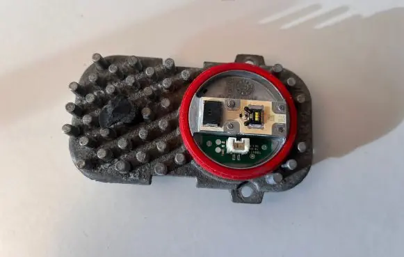 BMW X3 F25 LED ballast control module 1904121188