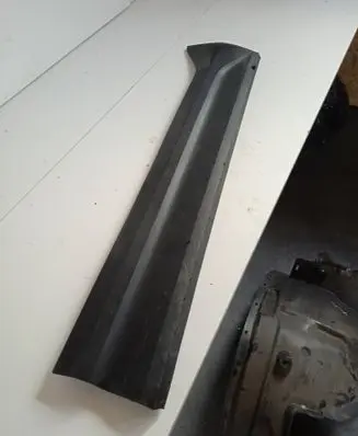 Volvo XC40 Front door trim (molding) 31445337