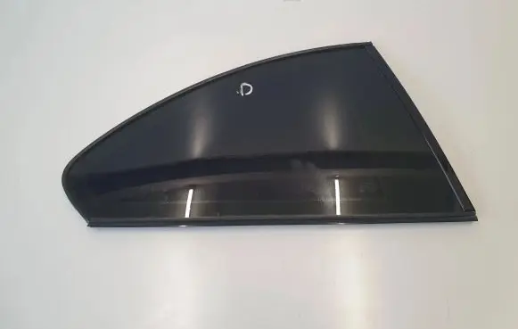 BMW 1 E82 E88 Rear side window 2996840