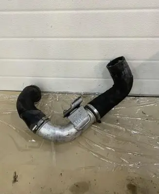 Audi A8 S8 D4 4H Intercooler hose/pipe 4H0145762H E2180
