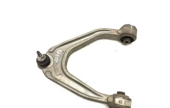 Maserati Ghibli Front lower control arm/wishbone 06700041850