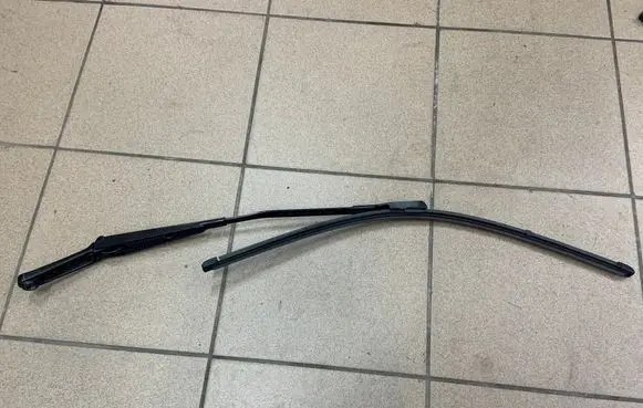 Audi A6 S6 C7 4G Front wiper blade arm 4G1955407D