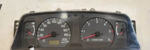 Mitsubishi Pajero Sport I Speedometer (instrument cluster) MR417300
