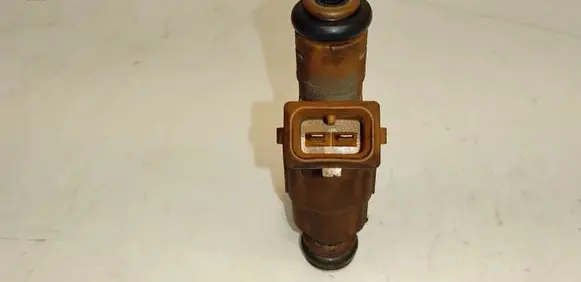 Volvo S60 Fuel injector 0280155831 9186340