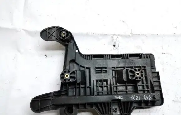 Battery box tray