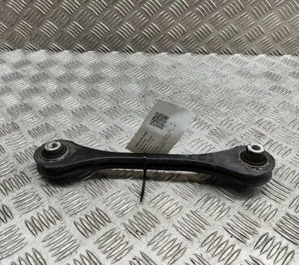 Volkswagen PASSAT B8 Rear upper control arm/wishbone 5Q0501529F