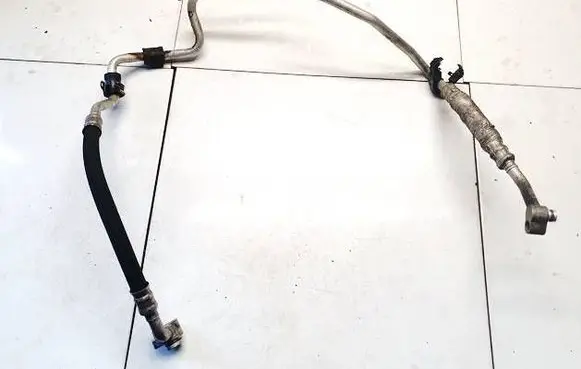 Skoda Superb B6 (3T) Air conditioning (A/C) pipe/hose 