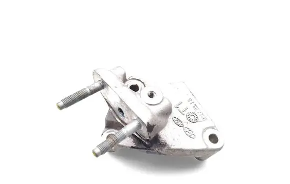 Hyundai Ioniq Engine mounting bracket