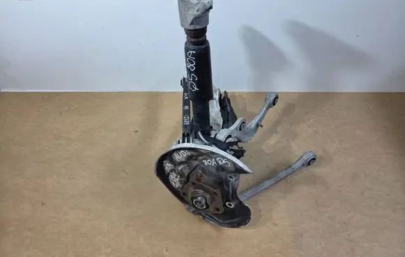 Audi Q5 SQ5 Rear wheel hub 80A505436J