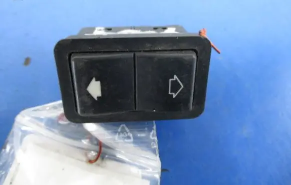 BMW 5 E39 Other devices 8368974