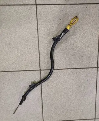 Volkswagen PASSAT B7 USA Oil level dip stick 04L103634 DFC