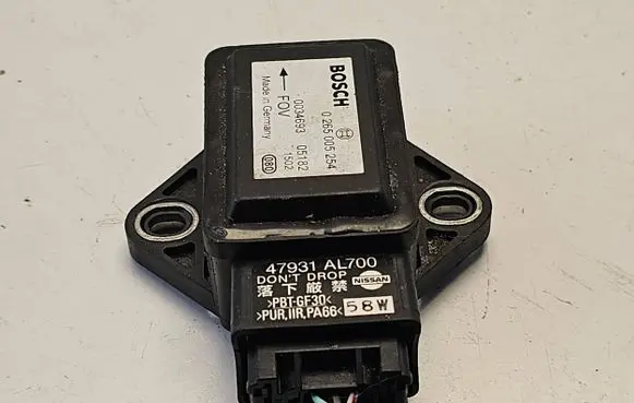 Nissan X-Trail T30 ESP acceleration yaw rate sensor 0265005254 0034693 05182