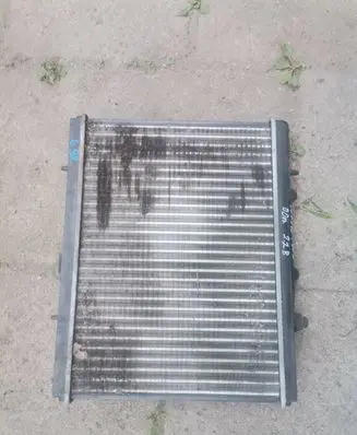 Peugeot 607 Coolant radiator