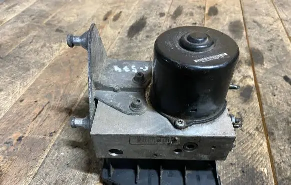 Mercedes-Benz C W202 ABS Pump a0034318212 0034318212