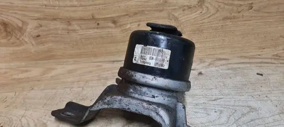Volvo S80 Engine mount bracket 8G9N6F012BB