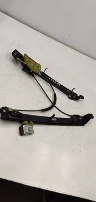 Seat Leon (1P) Front window lifting mechanism without motor 