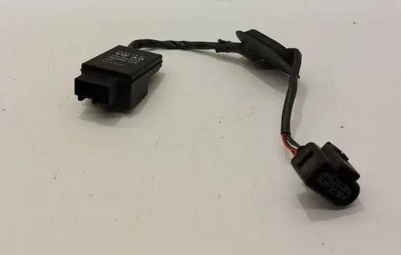 Volkswagen PASSAT CC Fuel injection pump control unit/module 6Q0971905 1K0906093F