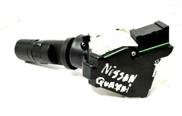 Nissan Qashqai+2 Wiper speed switch 