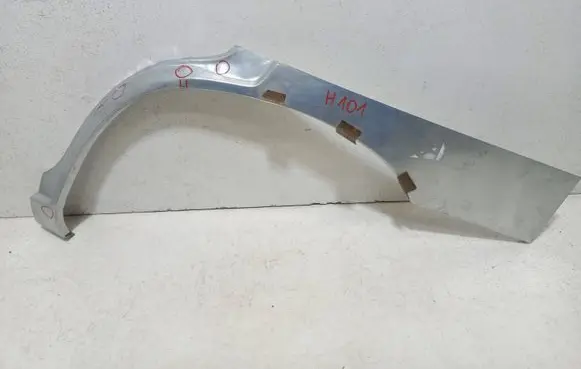Suzuki Grand Vitara I Other exterior part 74048315 H101