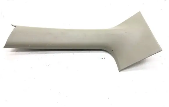 (D)pillar trim (top)