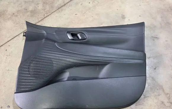 Hyundai i20 (BC3 BI3) Front door card panel trim 82380Q0000 BC35DRCAR