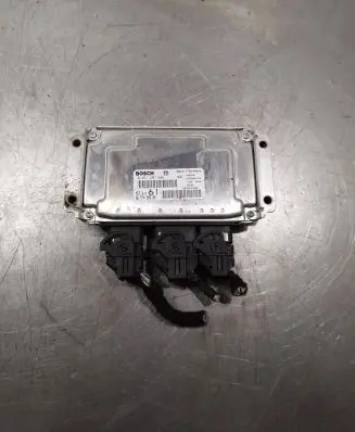 Citroen Berlingo Engine control unit/module ECU 0261207686 9645543880 9657498680