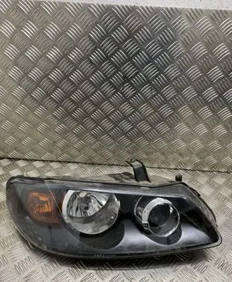 Nissan Almera N16 Headlight/headlamp 2161196R