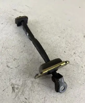 Hyundai Santa Fe Front door check strap stopper