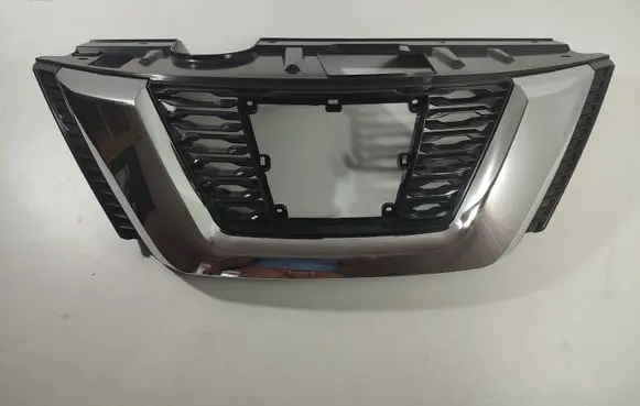 Nissan X-Trail T32 Front bumper upper radiator grill 623106FR0C