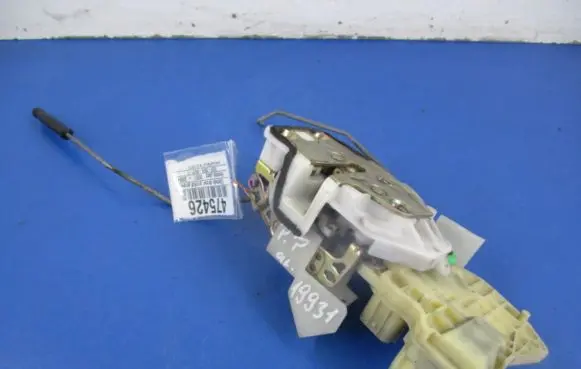 Honda Jazz Front door lock