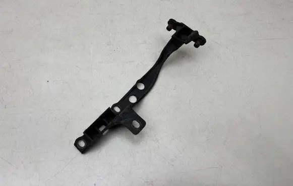 Volkswagen Touareg I Headlight/headlamp mounting bracket 7L0805734